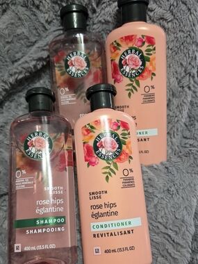 Herbal Essences Rose Hips Smooth Shampoo & Conditioner - Pink